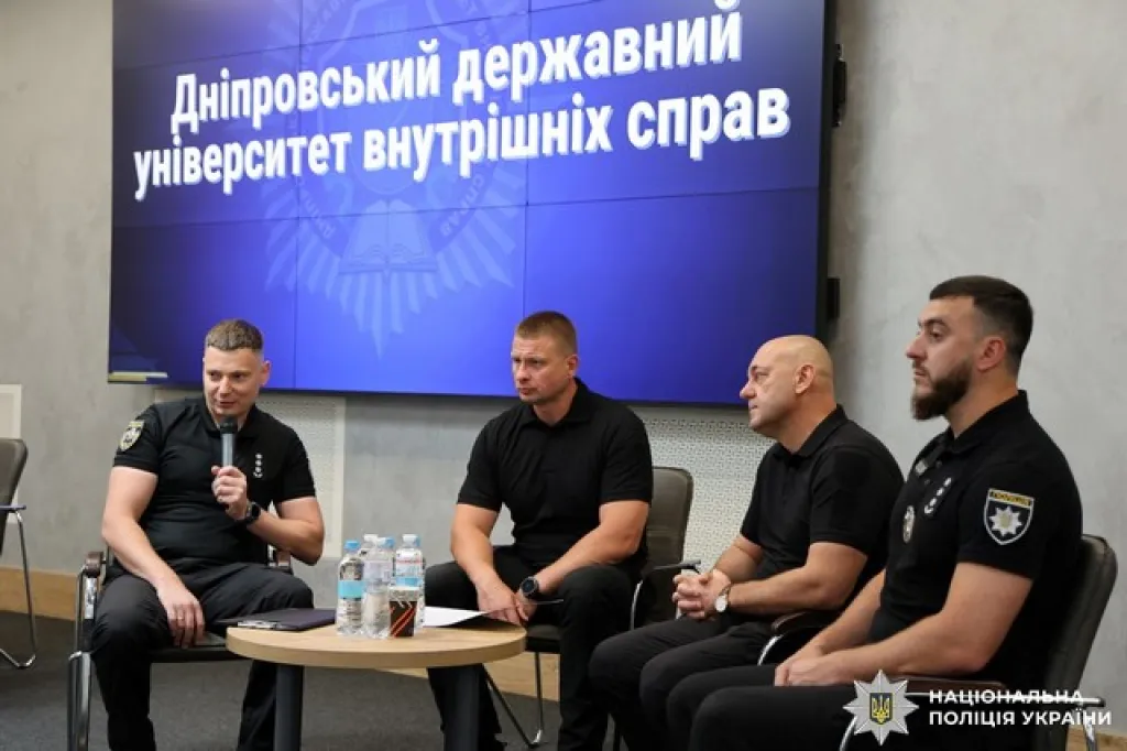 В Днепре прошел антикоррупционный тренинг для полицейских: ключевые детали