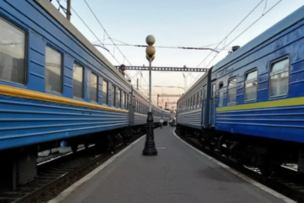 Оновлений графік руху поїздів після нічної атаки по залізничній інфраструктурі