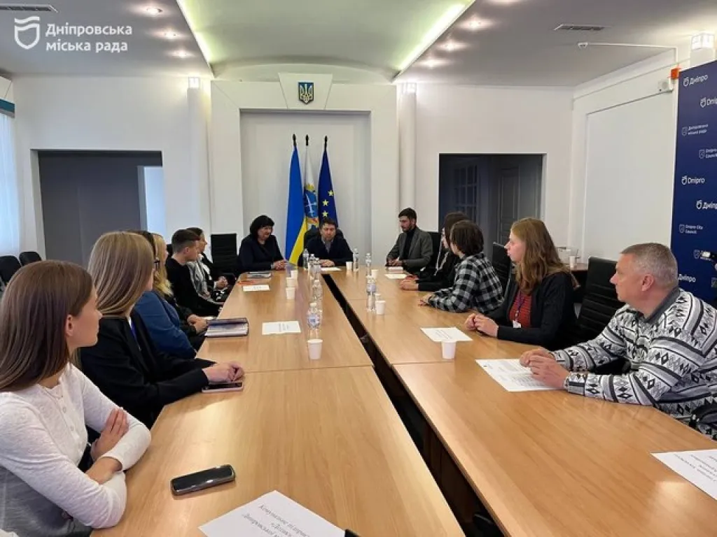 Молодь Дніпра розпочала стажування у міськраді: новий досвід і перспективи працевлаштування