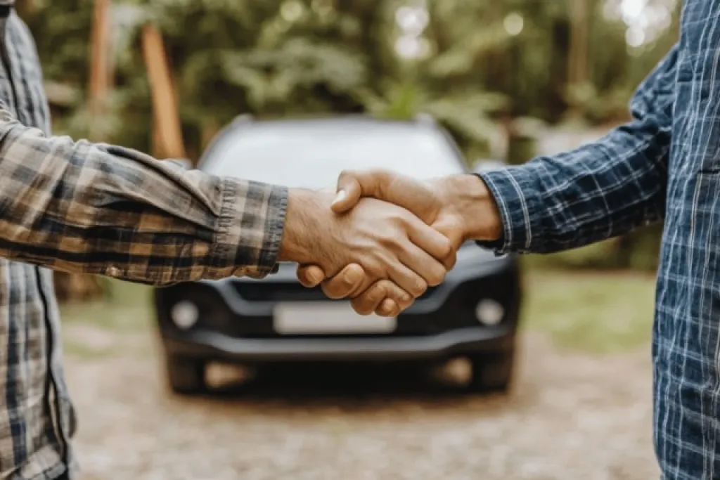 В Україні спростили правила продажу вживаних авто: більше не потрібен облік у ТЦК
