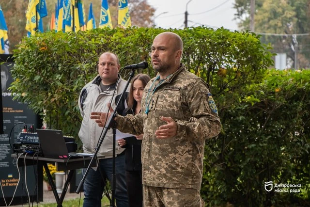 У Дніпрі відкрили другу частину Алеї Героїв: 36 нових історій мужності