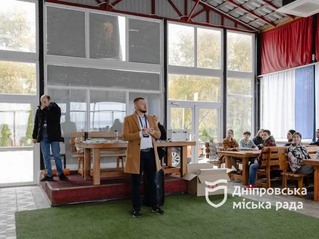 «Молодіжна платформа дій» у Дніпрі: три дні навчання, 10 команд і нове покоління лідерів