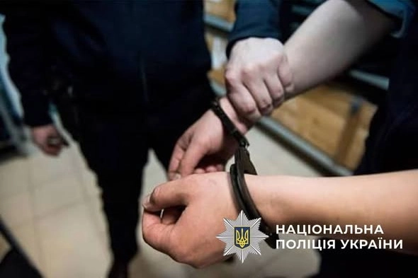 У Дніпрі чоловік до смерті побив співмешканку: поліція затримала підозрюваного