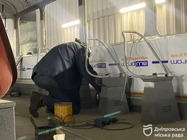 Дніпро оновлює міський електротранспорт: ремонти, нові вагони та пункти незламності