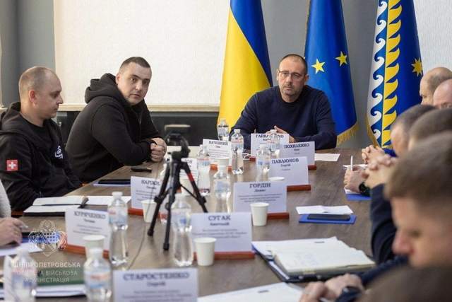 У Дніпрі обговорили забезпечення стабільного мобільного зв’язку під час відключень електроенергії У Дніпрі обговорили забезпечення стабільного мобільного зв’язку під час відключень електроенергії