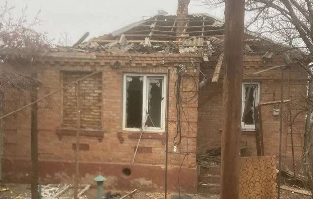 Пʼятеро поранених від ударів окупантів по Синельниківському району