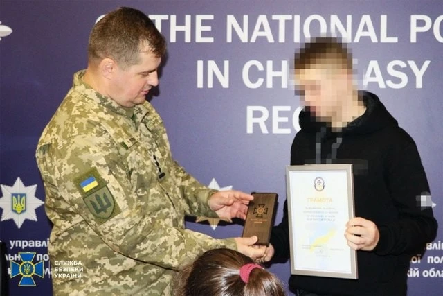 Підлітки з Дніпропетровщини та Черкащини зірвали спроби ФСБ завербувати їх для терактів