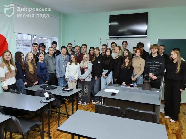 Філатов провів відкриту лекцію про співпрацю Дніпра з Осакою та «феномен Японії»
