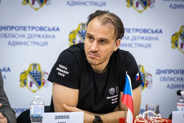 У Дніпрі обговорили вплив війни на здоров’я та спільні проєкти з Чехією