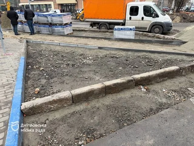 Центр Дніпра оновлюють після ремонту зливової каналізації: що вже зробили і що далі