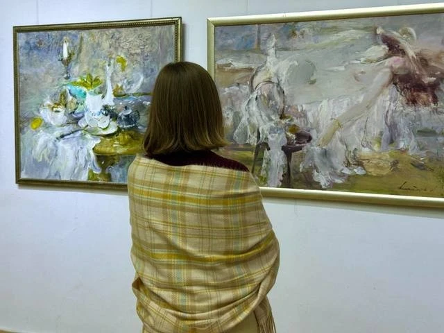 Діалог із десятиліттями: у Дніпрі відкрили велику ретроспективу Леоніда Антонюка