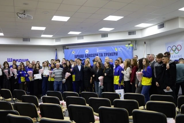 У Дніпрі відзначили найуспішніших боксерів області та їхніх тренерів