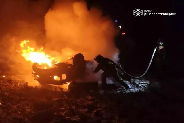 Смертельне ДТП на Криворіжжі: автомобіль загорівся після зіткнення