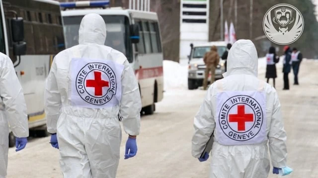 Лівобережжя Дніпра оновлюють: місто планує замінити старі лавки на нові