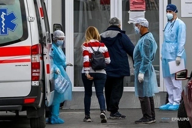 В Україні зафіксовано «Цикаду»: новий субваріант COVID-19 дістався наших кордонів