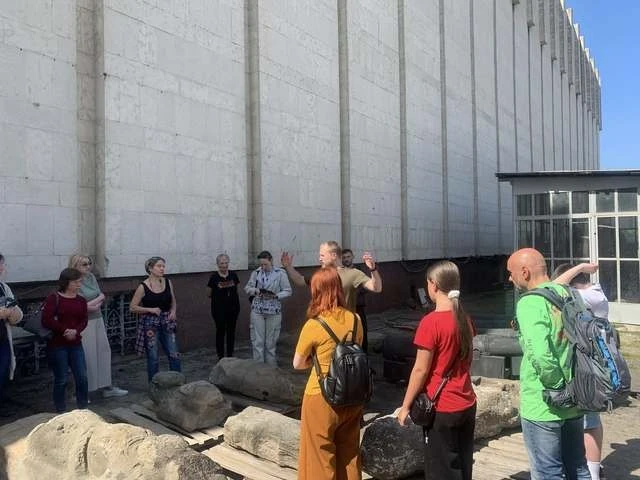 Кам’яні вартові степу оживуть на нових екскурсіях в історичному музеї Дніпра