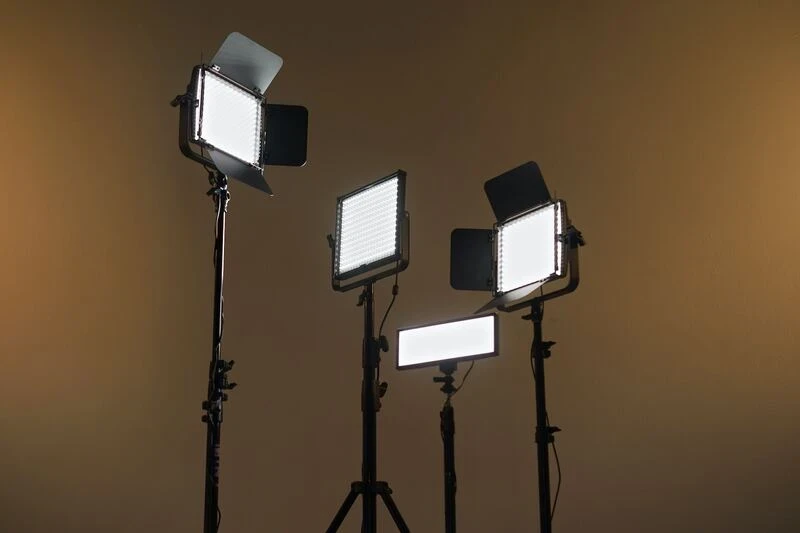LED‑панели: как выбрать свет для фото, видео и стрима