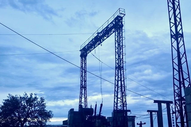 Масштабне знеструмлення на Дніпропетровщині: ворожий дрон пошкодив мережі ДТЭК