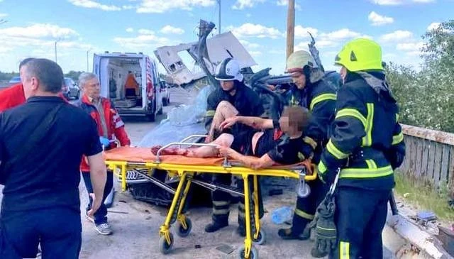 Трагедія на швидкості: у Кам’янському п’яна поїздка на Audi завершилася госпіталізацією