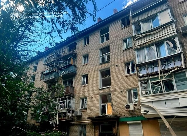 Трагічний вечір на Дніпропетровщині: через масовані удари РФ є загиблий та поранені