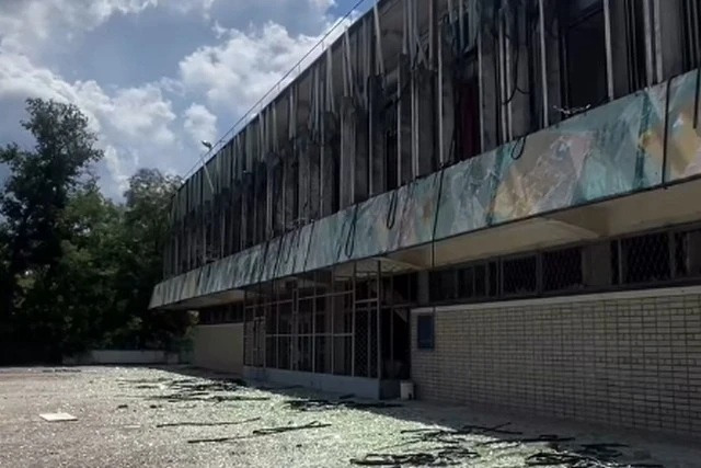 Трагедія у Дніпрі: через ракетну атаку загинув відомий крокодил-старожил