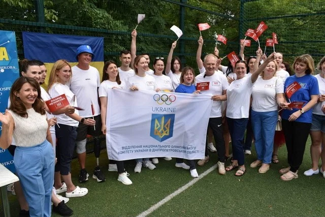 Спортивний турнір медиків у Дніпрі: лікарі змагалися напередодні професійного свята